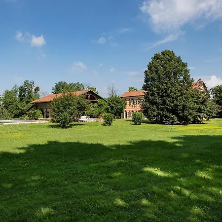 Margherita With Private Pool Racconigi