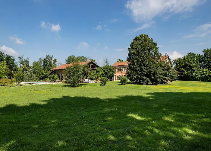 Margherita With Private Pool Racconigi